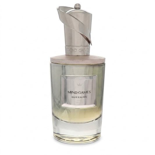 Extrait De Parfum — Studio - Clean | Generated by Modelize