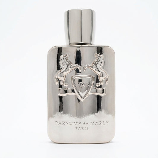 Perfume Bottle — Studio - Clean | Generated by Modelize