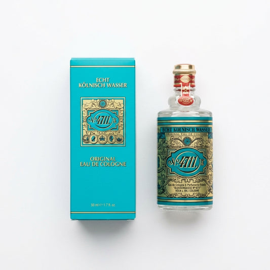 Fragrance bottle and packaging — Flat Lay - Front | Generated by Modelize