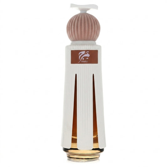 Extrait De Parfum — Studio - Clean | Generated by Modelize