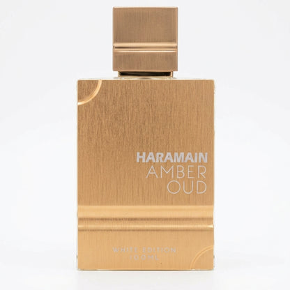 Eau de Parfum — Studio - Clean | Generated by Modelize