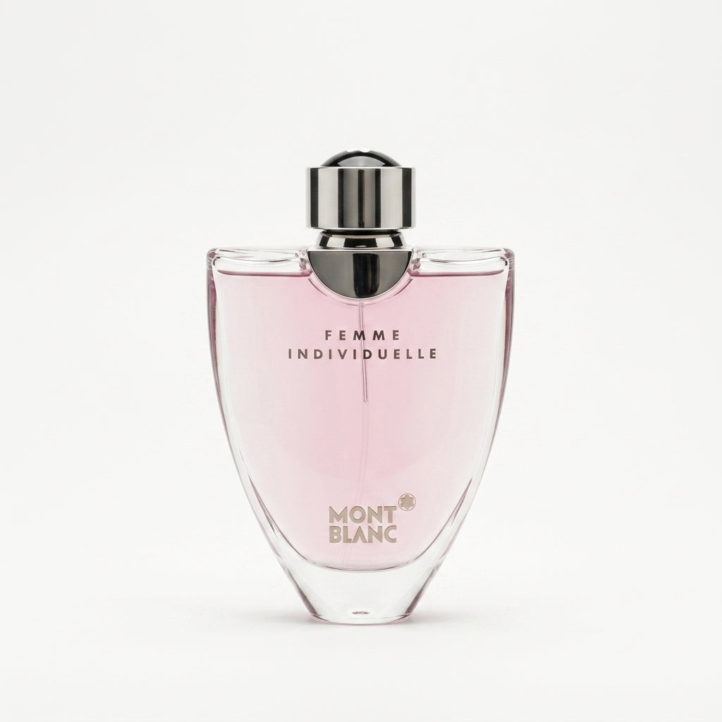 Perfume Bottle — Studio - Clean | Generated by Modelize