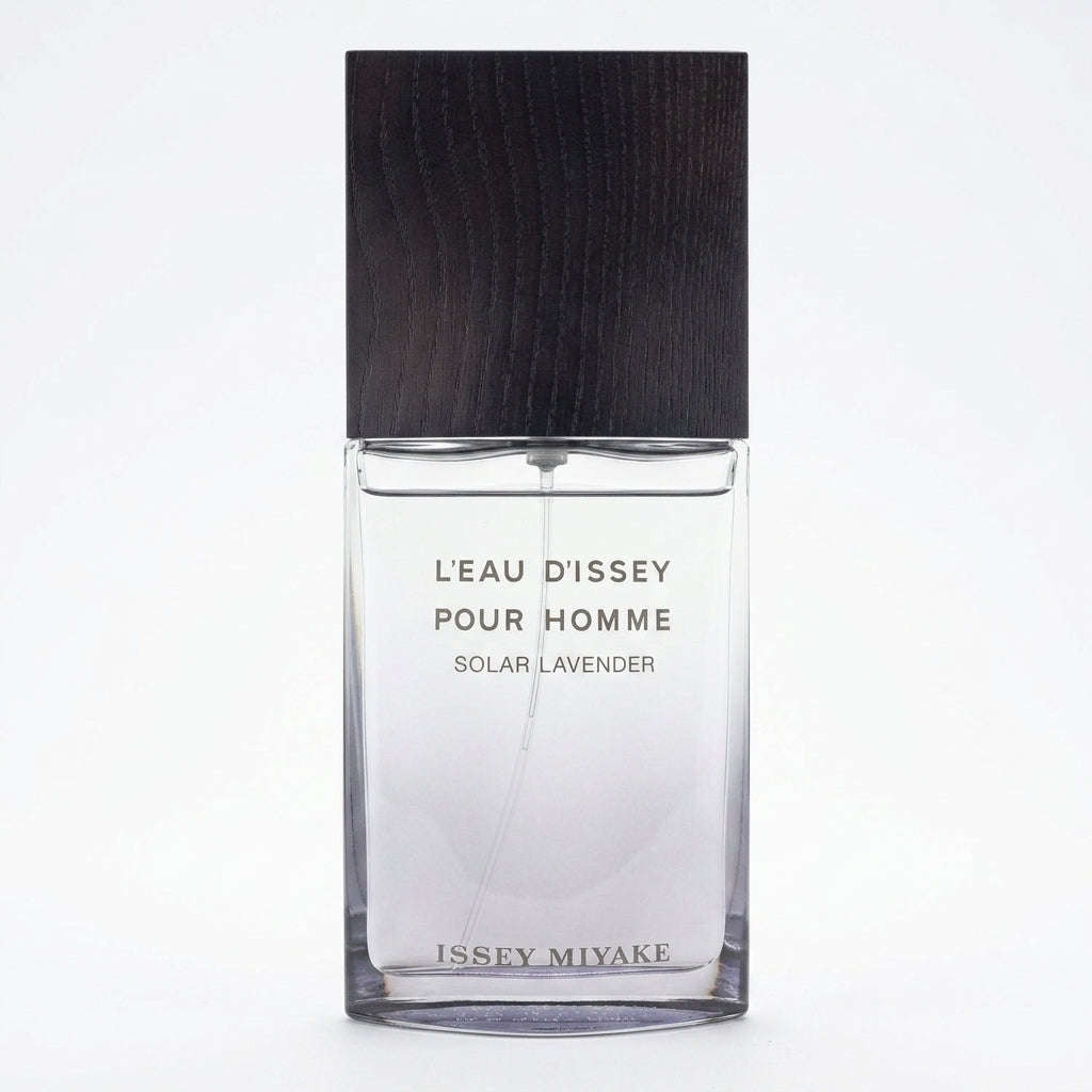 Eau De Toilette Intense Spray — Studio - Clean | Generated by Modelize