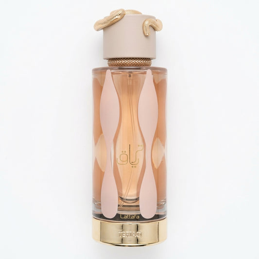 Perfume Bottle — Flat Lay - Front | Generated by Modelize