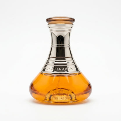 Perfume bottle — Studio - Clean | Generated by Modelize